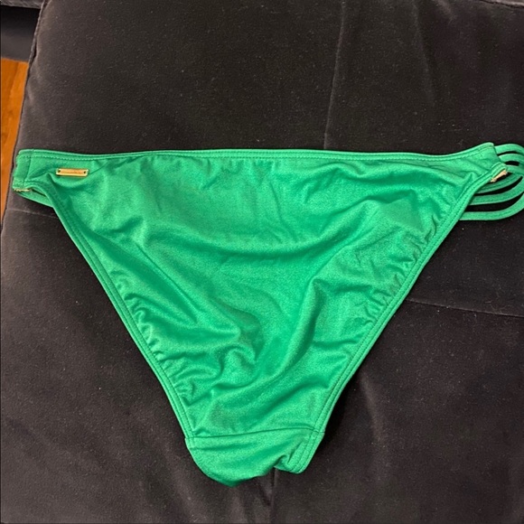 Victorias Secret Bombshell Bumdle Bikini SwimSuit - Picture 9 of 14